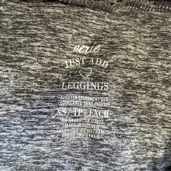 Aerie Stretch Workout Top with Cowl Turtleneck Heather Grey XS - Picture 4 of 4